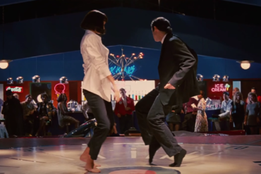 Mia Wallace i Vincent Vega tańczą twista w filmie Pulp Fiction